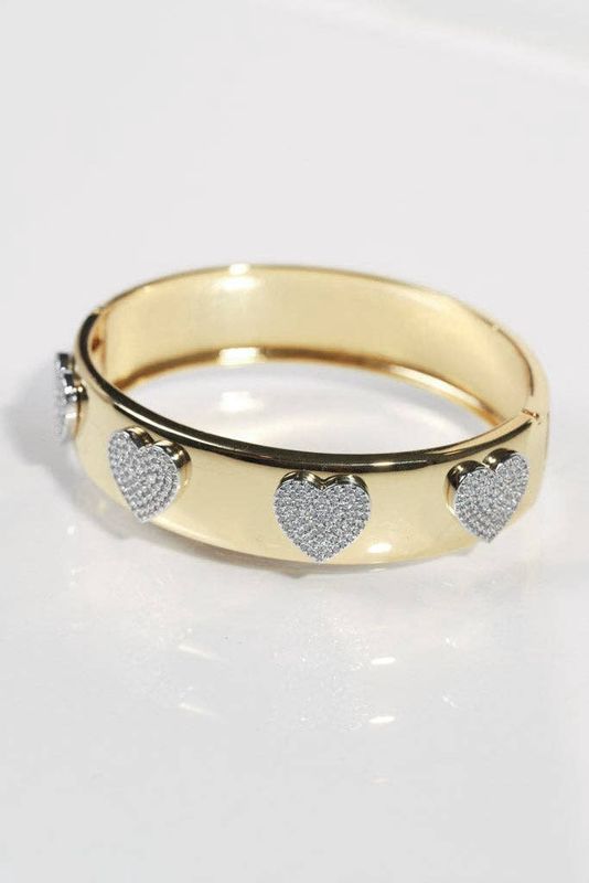 ✨ Gold Plated Pavé Heart Bangle ✨