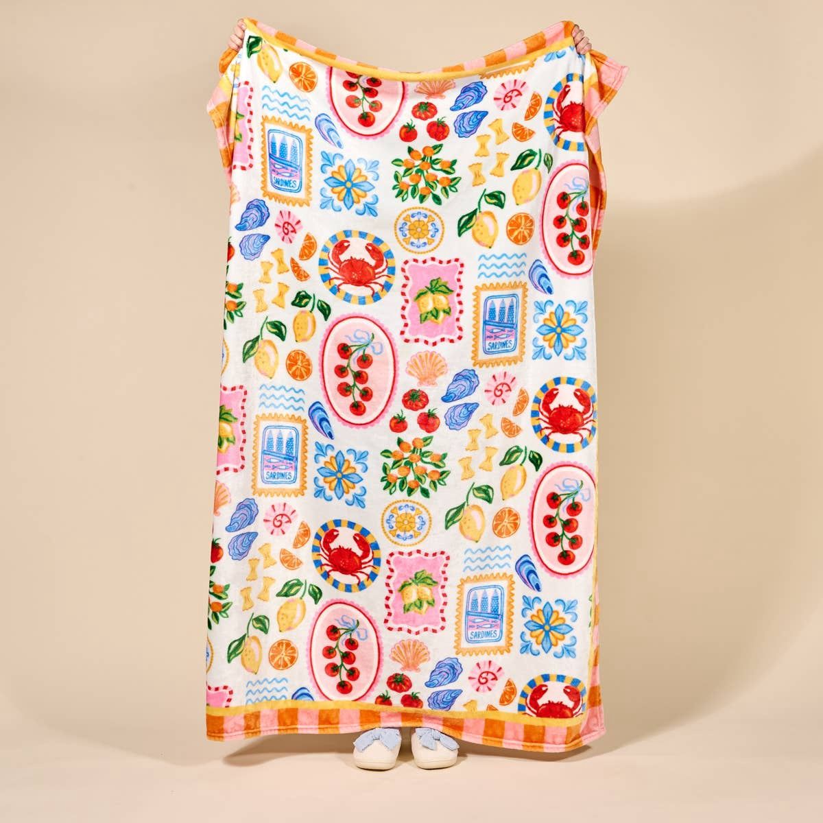 Snuggle Up Plush Blanket–Ciao Bella