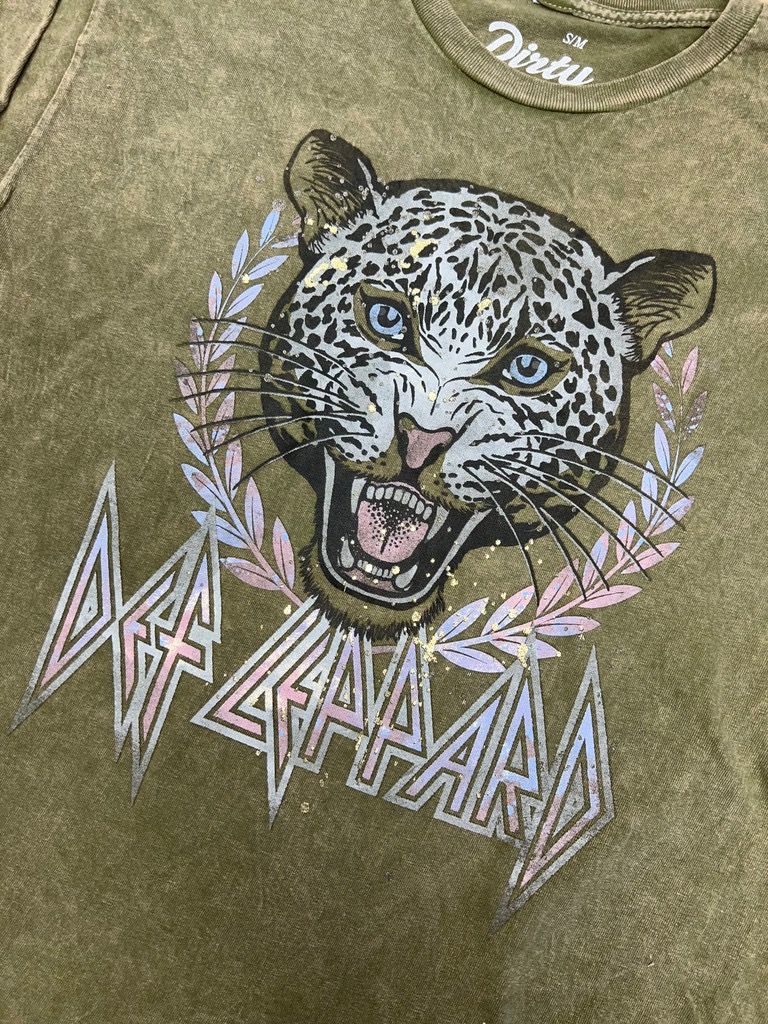 Def Leopard Crop Tee