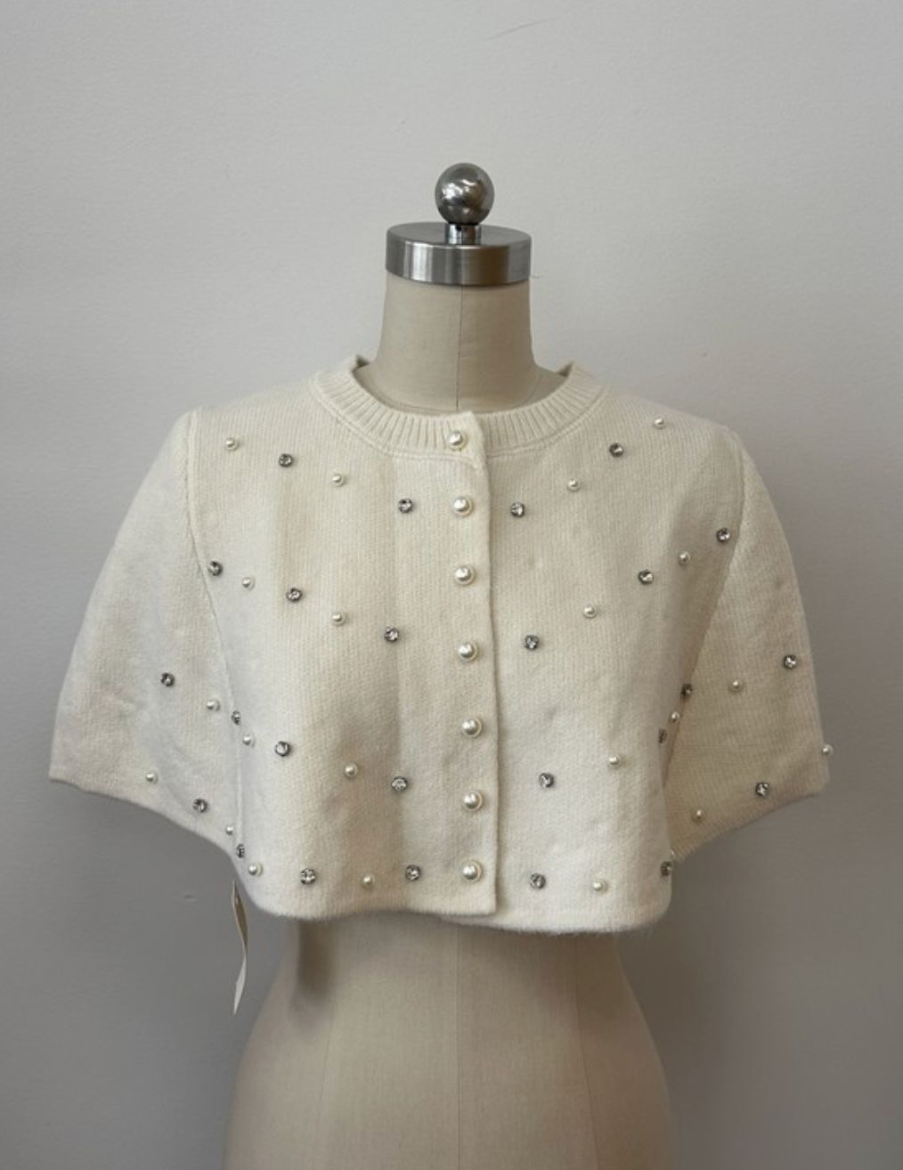 Pearl Radiance Knit Capelet