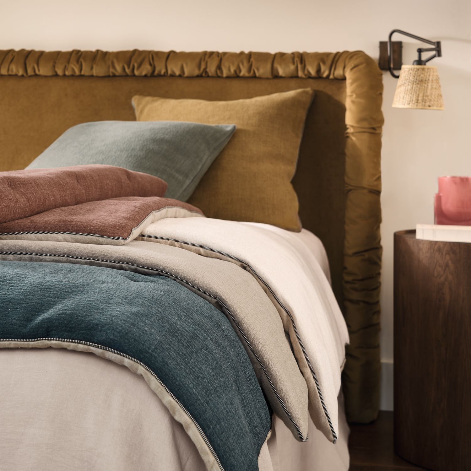 RODEO SOFA COVER / BED RUNNER