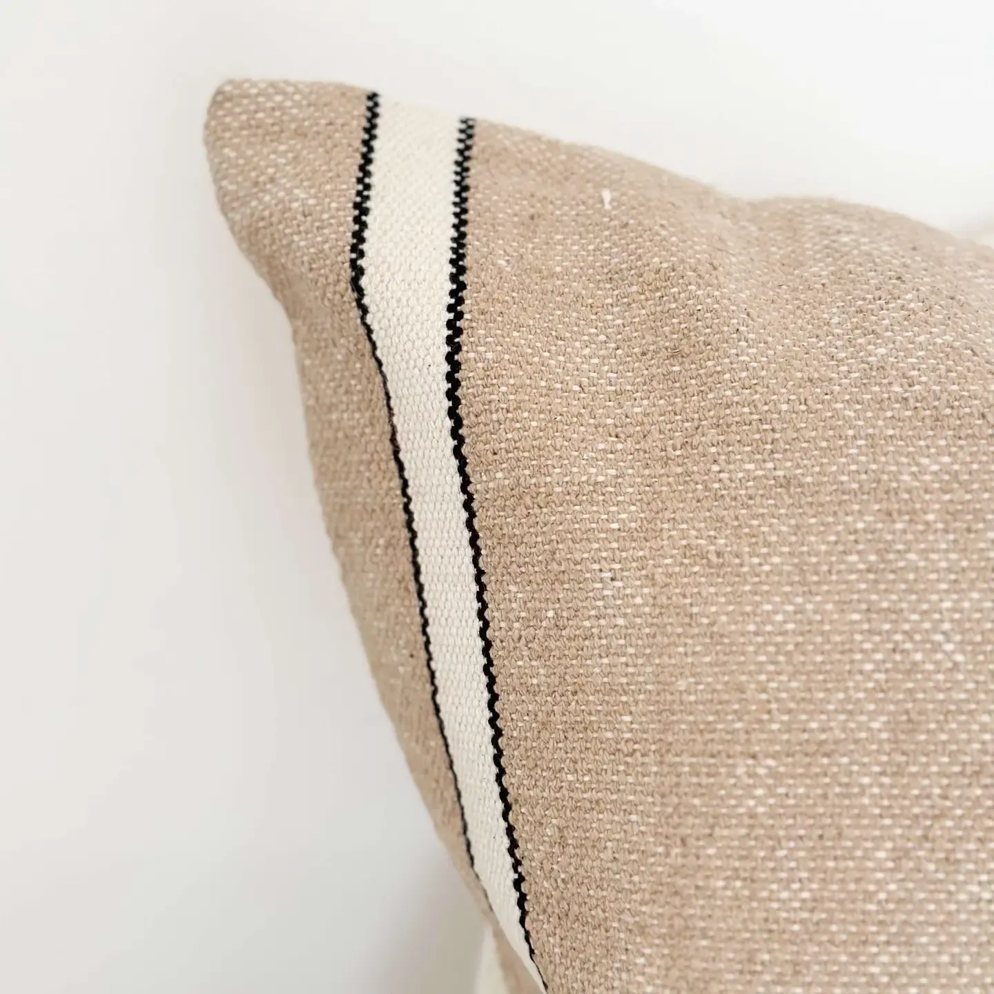 The Milford Cushion