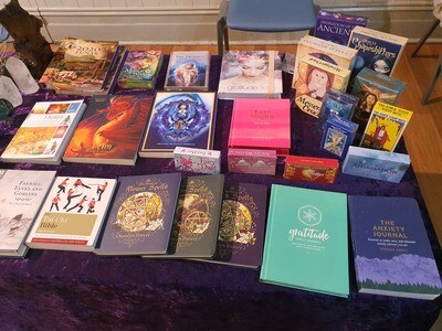 Tarot, Books and Oracle Cards