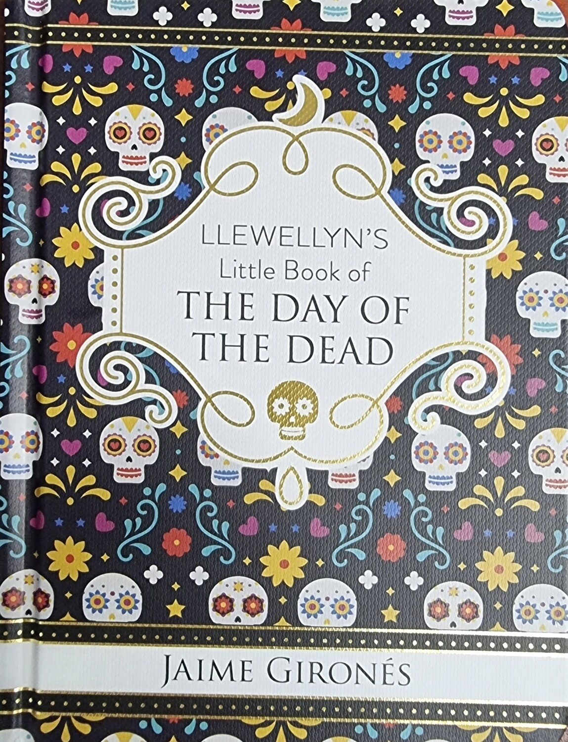 Llewellyn&#39;s Little Book of The Day Of The Dead