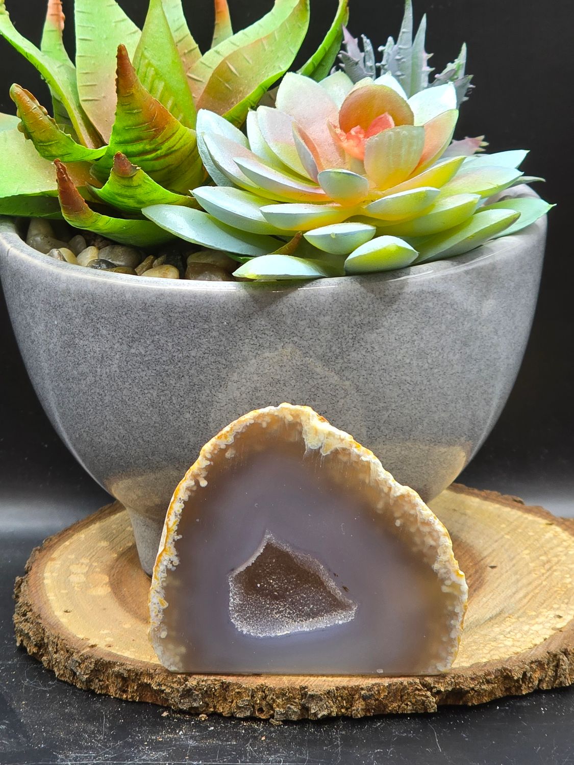 Agate Geode - Cut Base