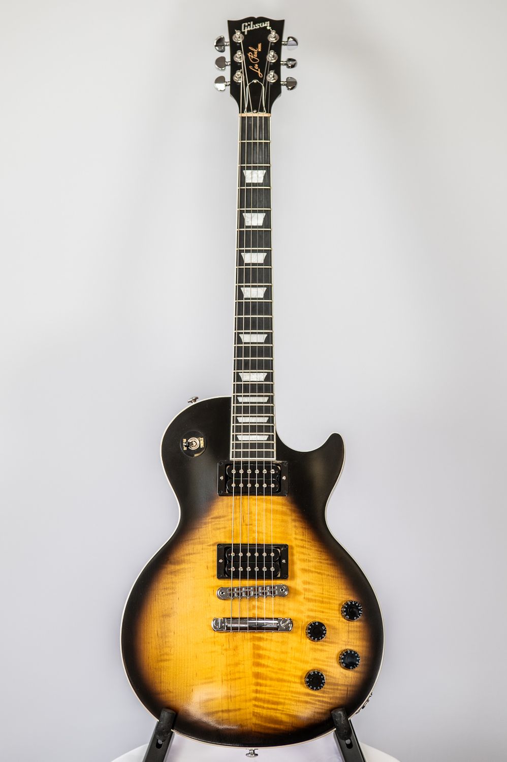 (Used) Gibson Les Paul Signature Player Plus Guitar, Colour: Satin Vintage Sunburst