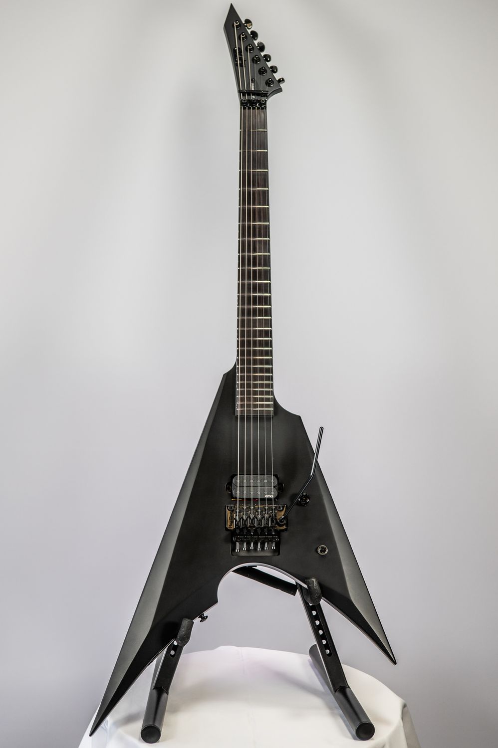 (Used) ESP LTD Arrow Black Metal, Colour: Satin Black