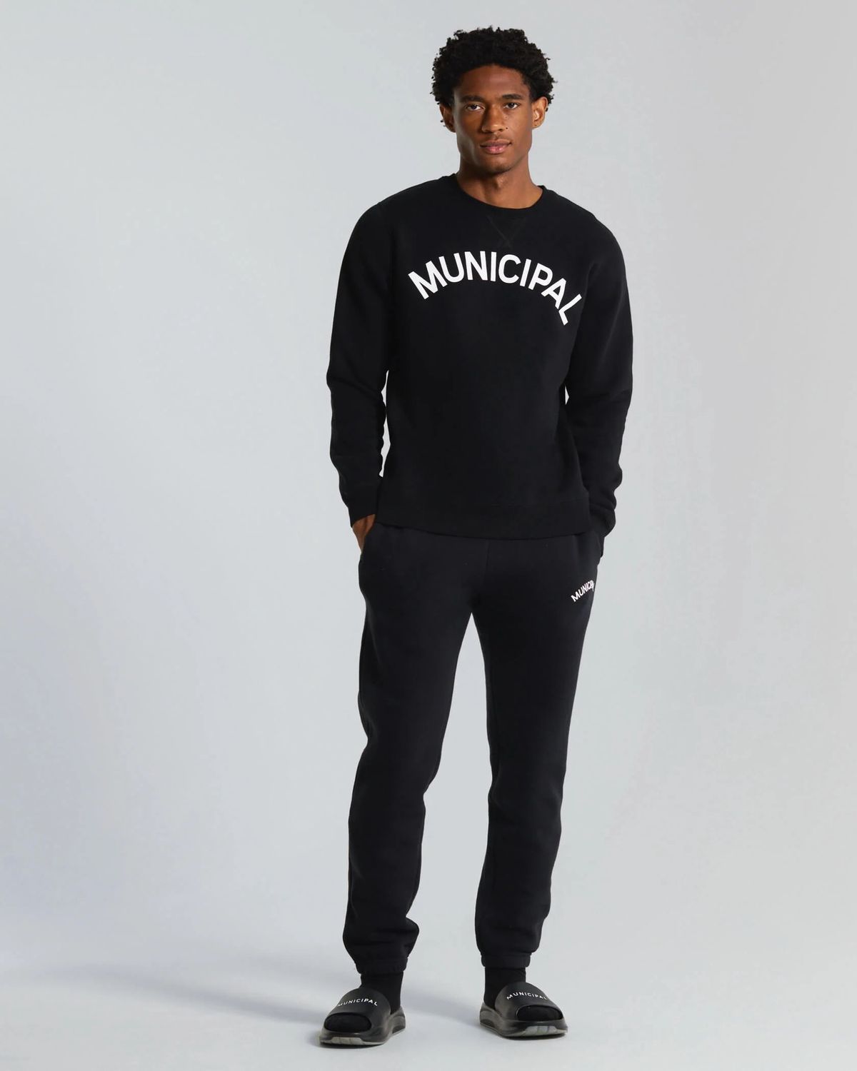 M. 330 Sweatpant Black / White