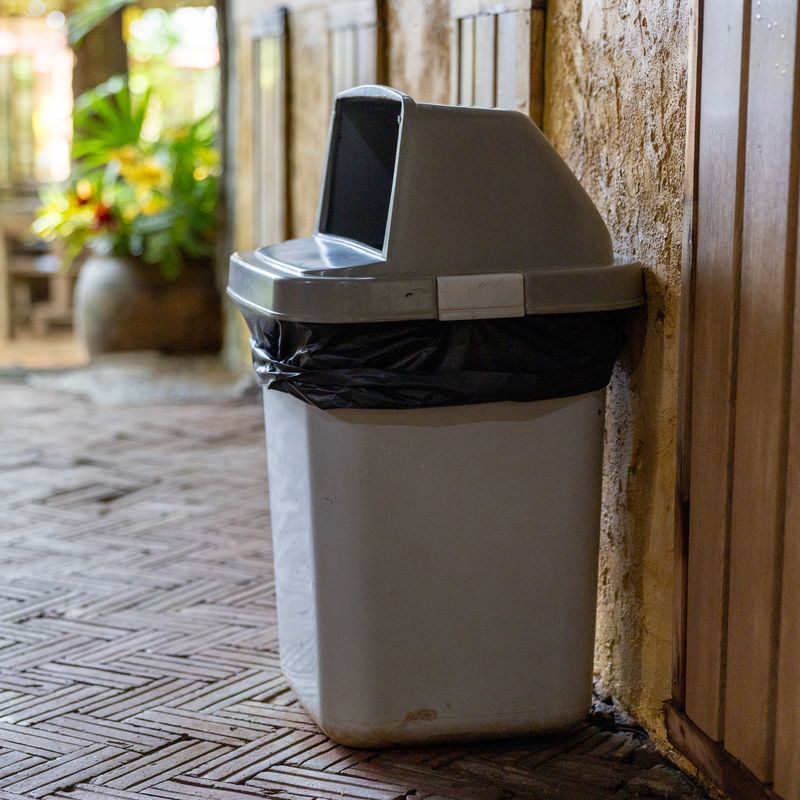 Waste Receptacles & Lids