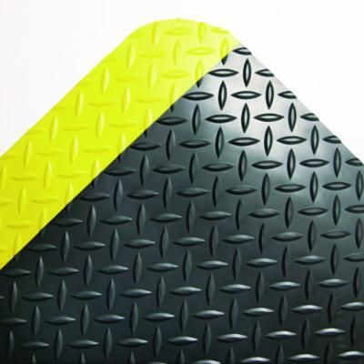 Crown Industrial Deck Plate Anti-Fatigue Mat, Rectangular, Black/Yellow Raised Diamond Surface, 24