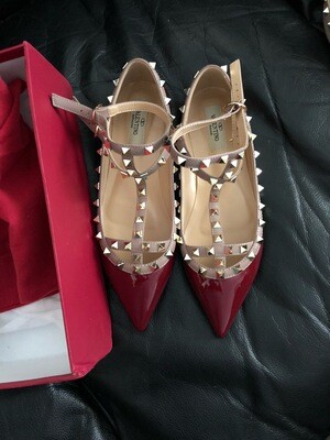 IN STOCK - 1:1 Valentino Rockstud Caged Ballet Flat - Patent Burgundy 40EU / 8.5 US