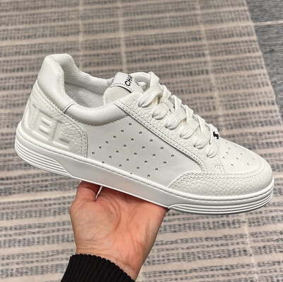 IN STOCK 1:1 Chanel Black/White  ss22 Sneaker 22P Trainer Size 7.5-8 US / 38EU