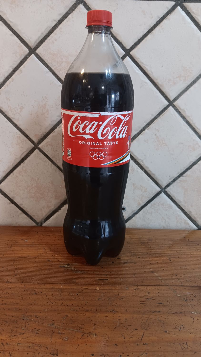 Coca cola lt 1.50