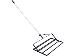 LEVELLING RAKE