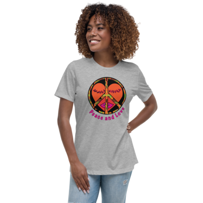 Peace &amp; Love Women&#39;s Relaxed T-Shirt (Orange Heart)