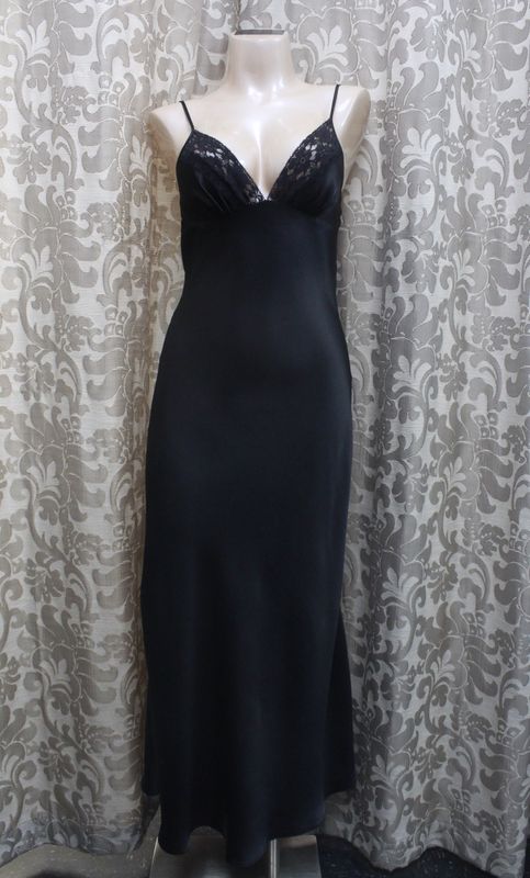 S Long Gown Black