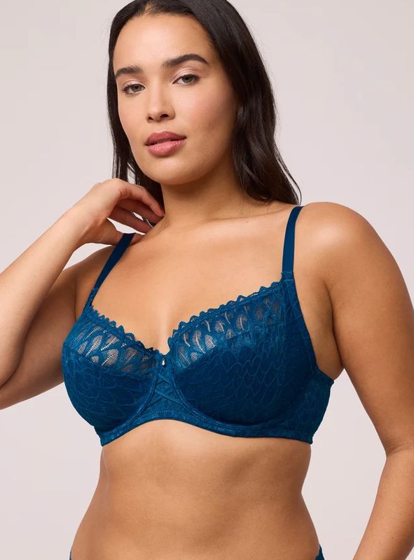 Lacy Muse