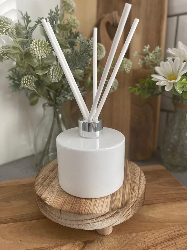 Classic White Gloss Diffuser