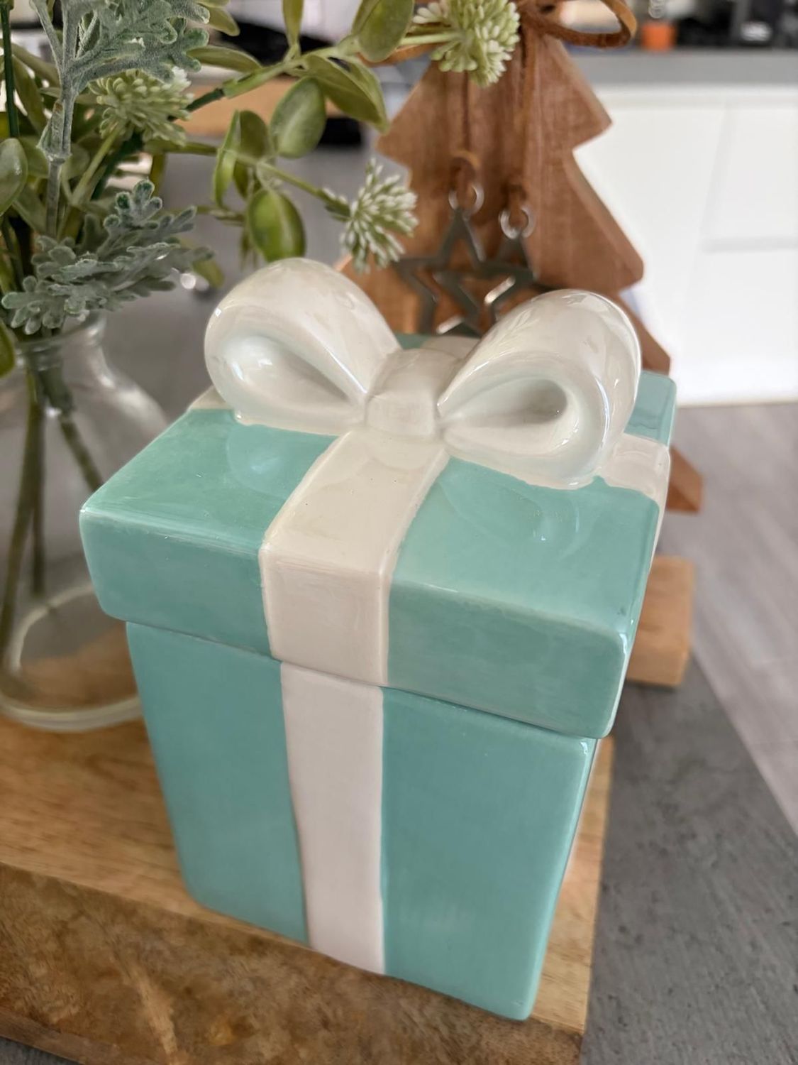Blue Bow wax burner + 1 wax melt Blue Bow wax burner + 1 wax melt