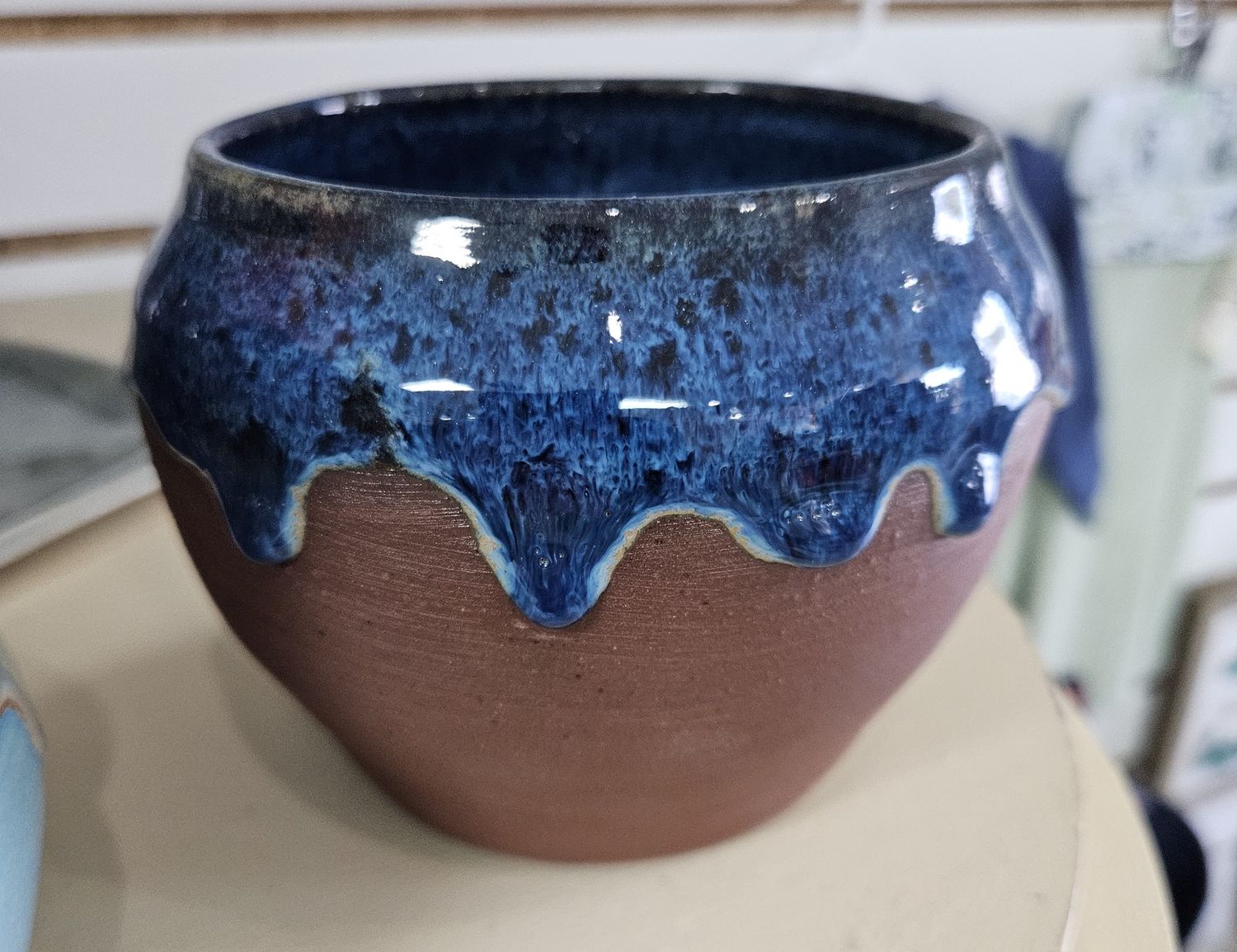Blue earth drip pot