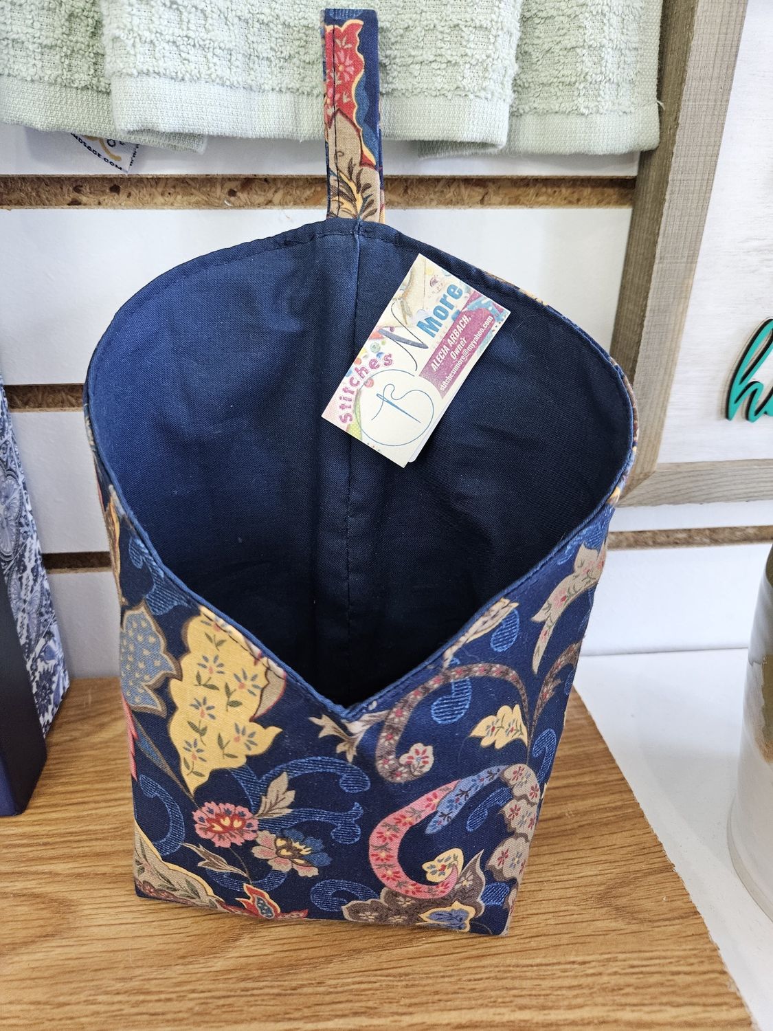 Dark blue paisley small catch all