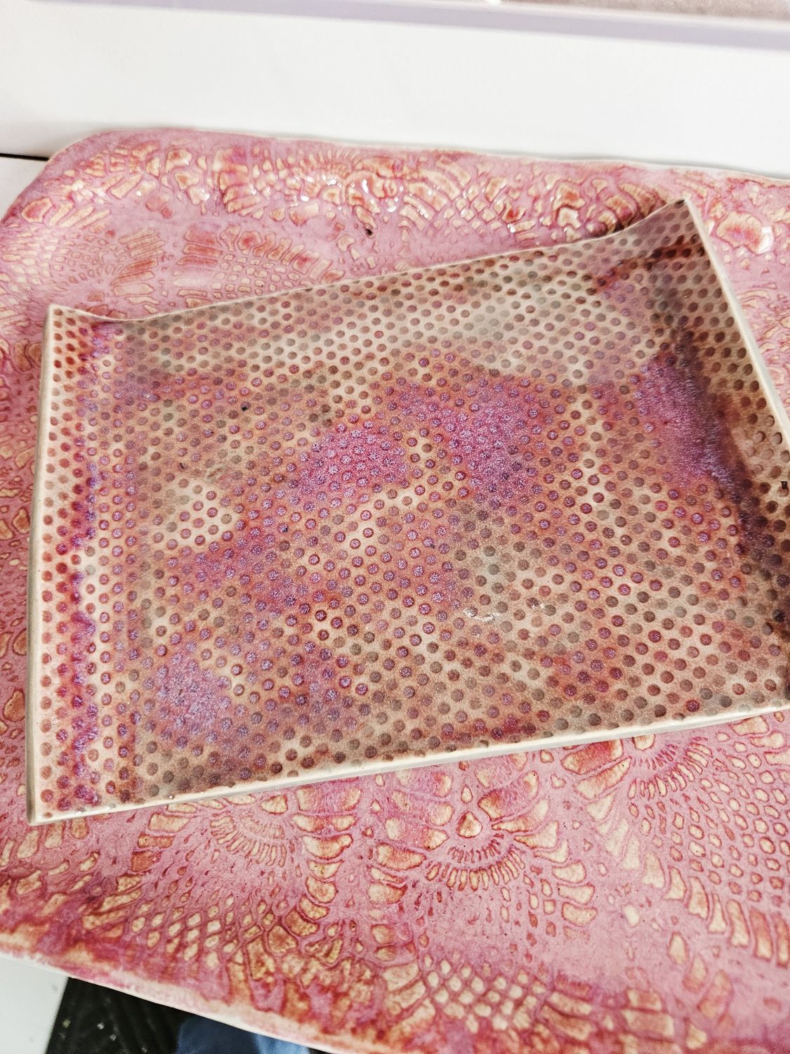 Pink Dot Plate