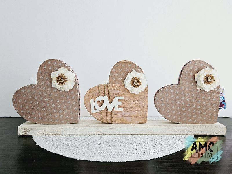 3 hearts shelf sign