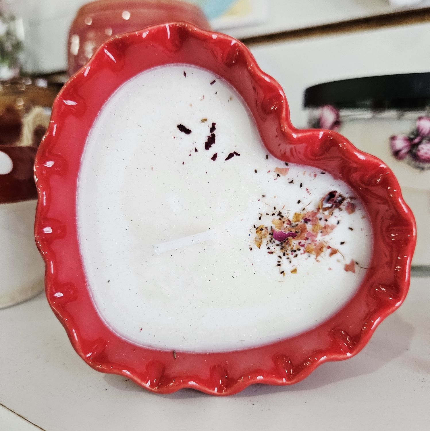 Ruffle Heart Candle
