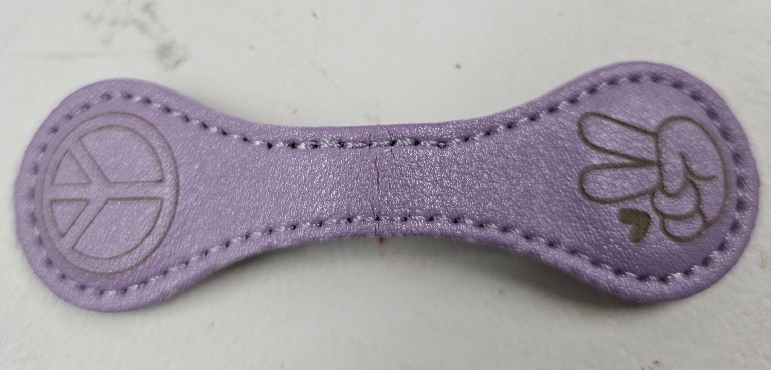 Magnetic bookmark - purple, peace