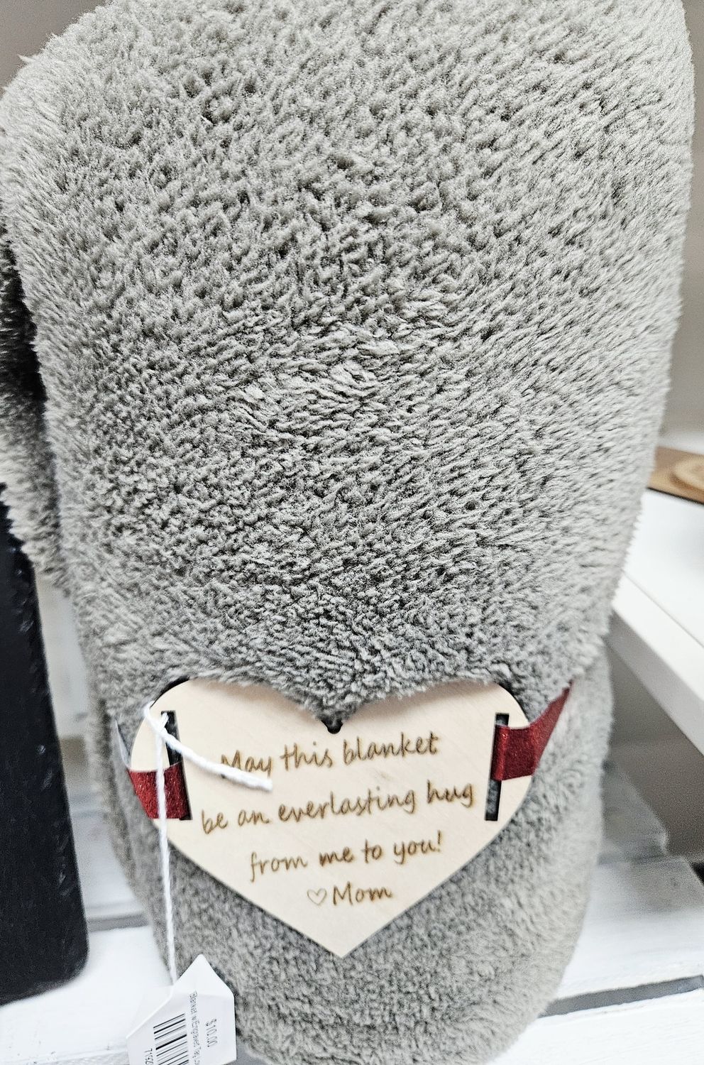 Blanket w/ engraved tag love mom