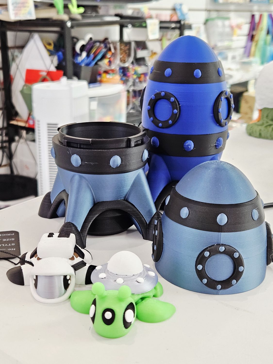 Rocket with alien and astronaut turtle - 3D Printed