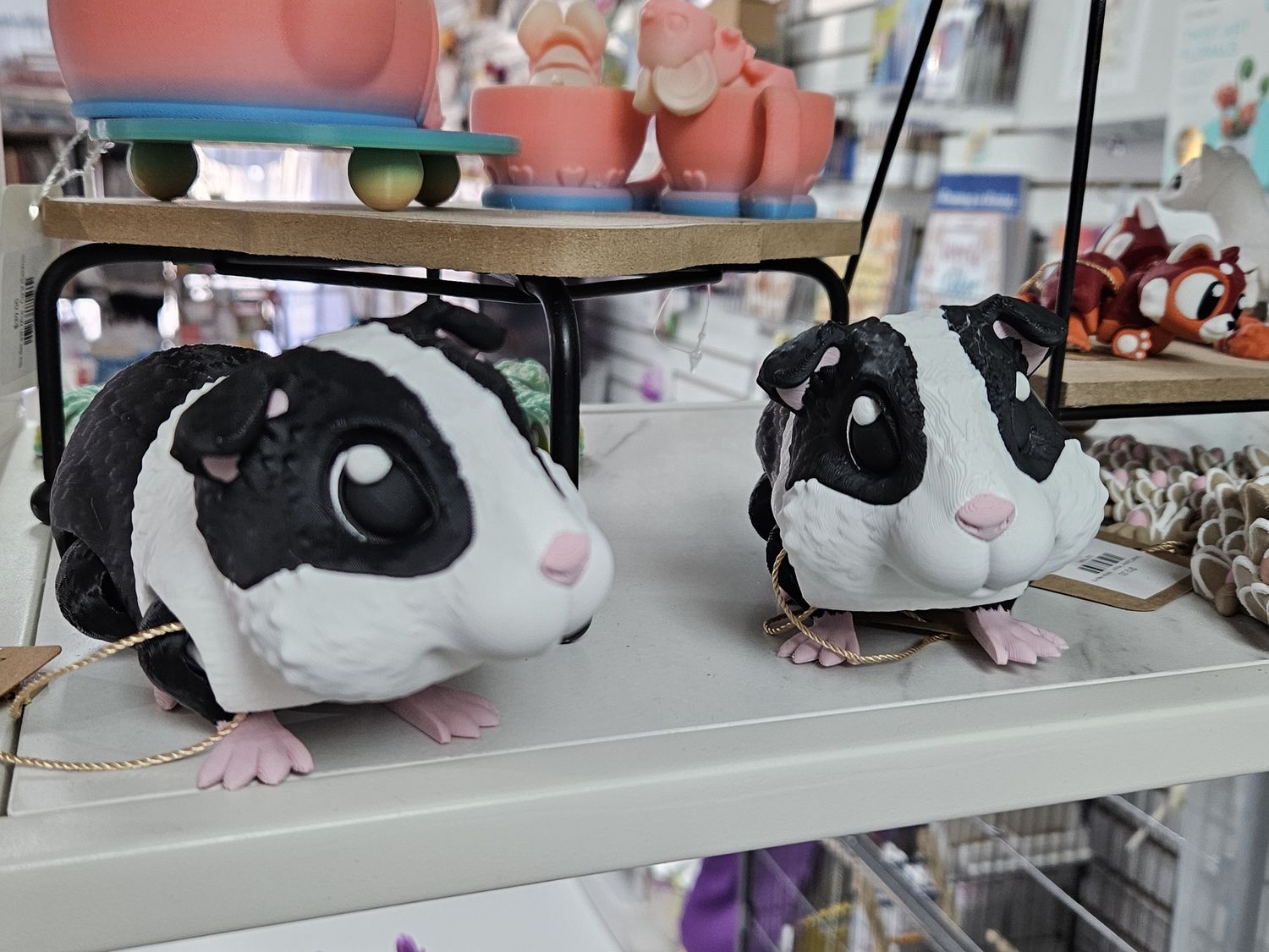 Guinea Pig Black/White large