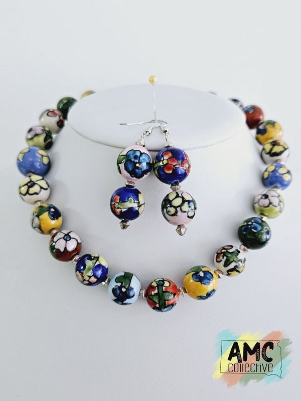 Floral Beaded Necklace &amp; Earring Set