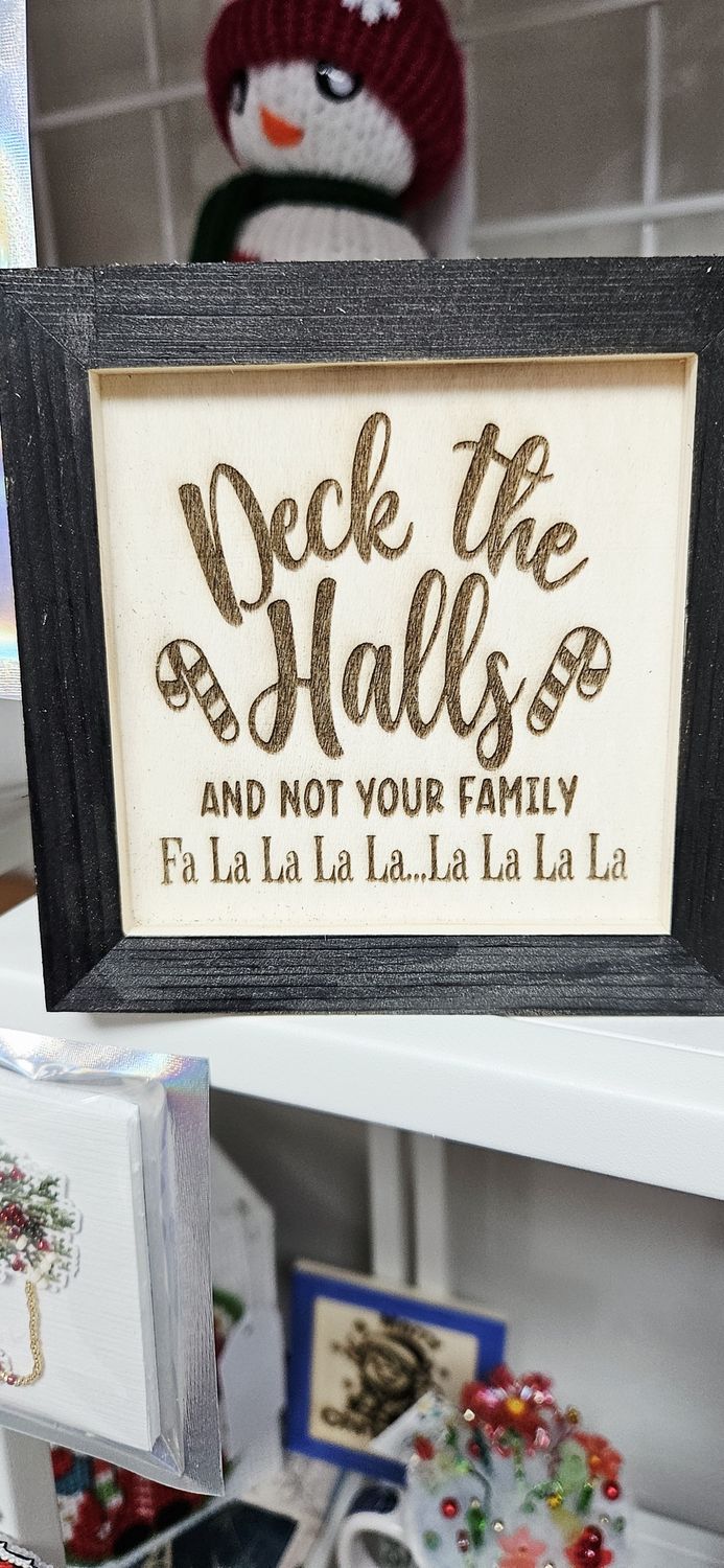 Small Black Box Deck The Halls