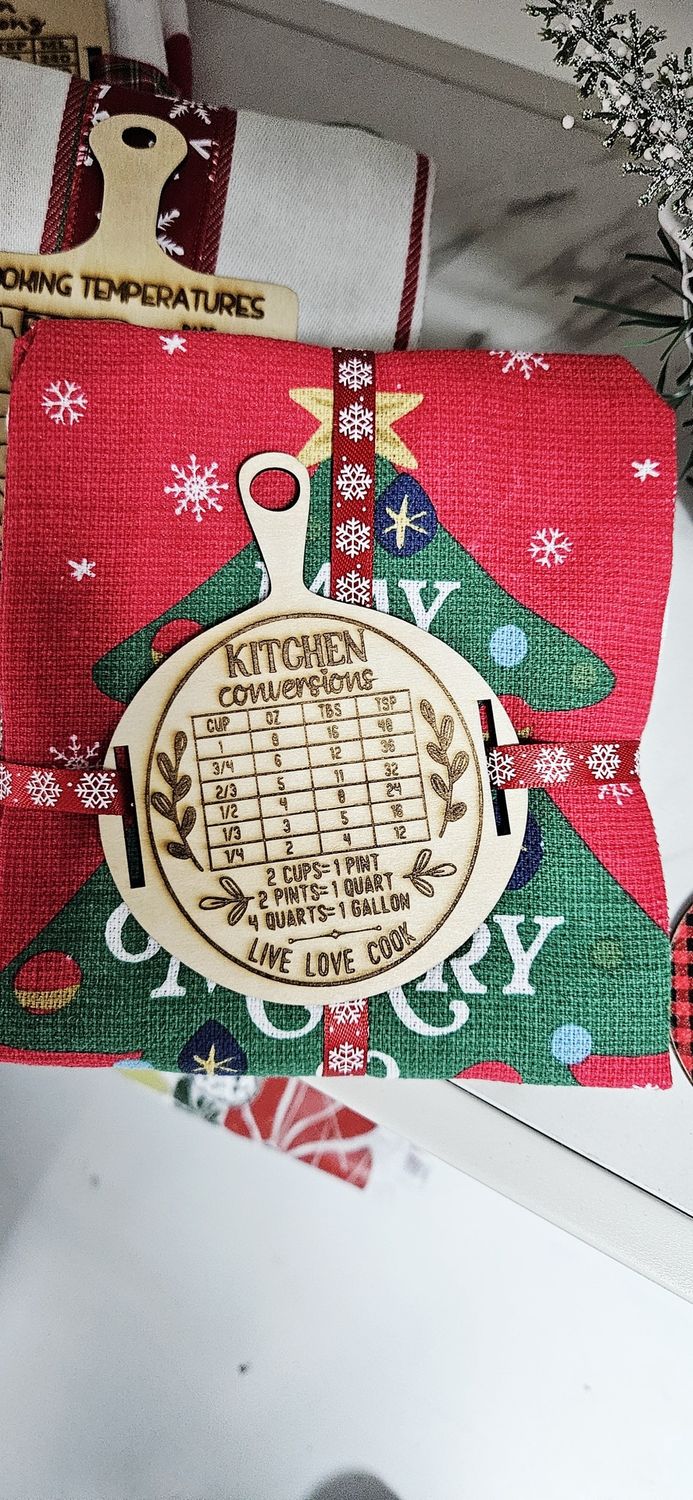 Red/White Tidings of Joy Kitchen Towels w/Round Coversions