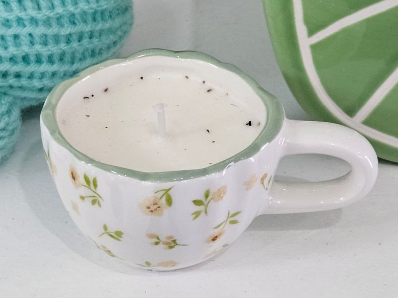 Tea Cup White w/Green Flowers Candle