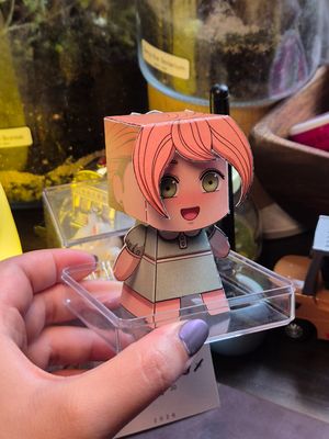 Honbarian Papercraft Dolls