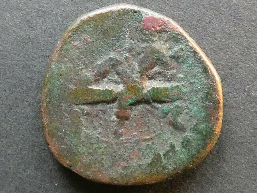 Kushan Empire, Huvishka (c. 158-195 CE), bronze Unit