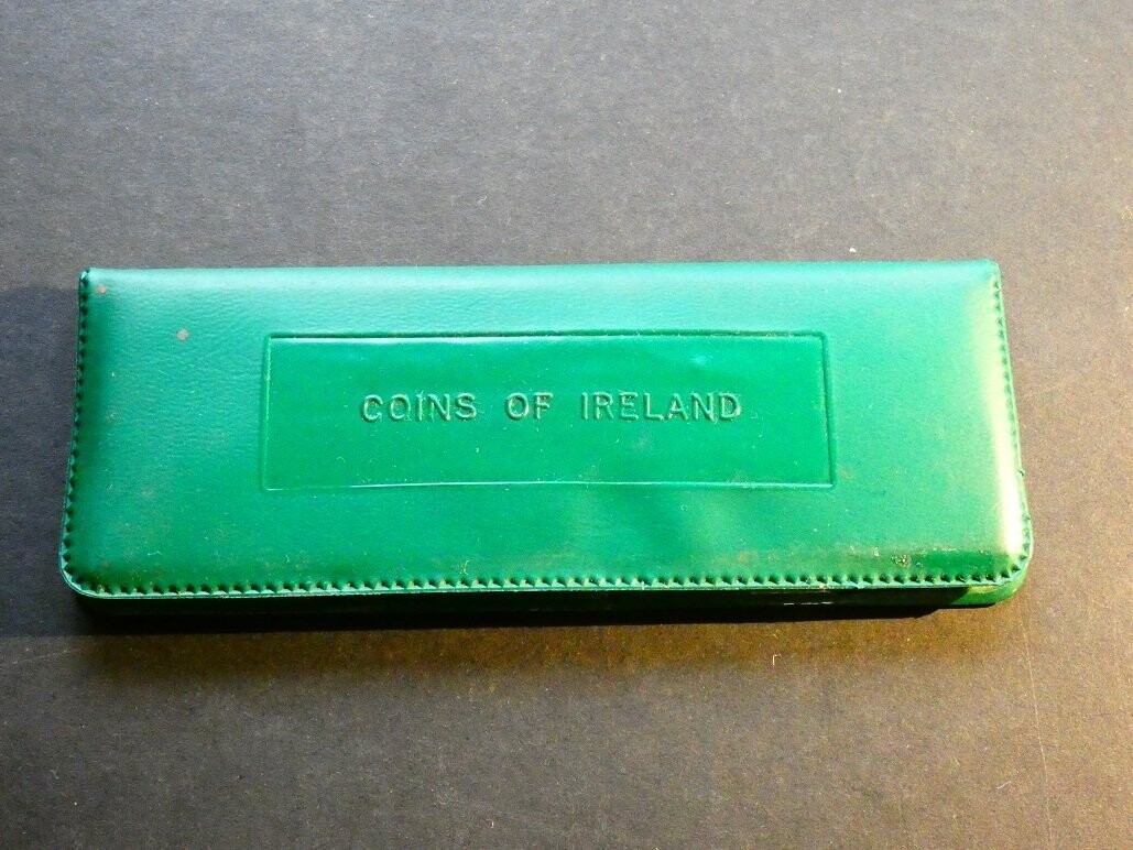 Ireland, UNC Mint set, 1966