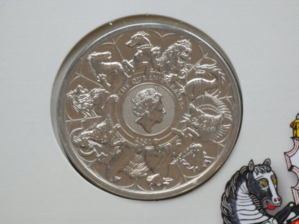 £5, Queen's Beasts, 2021 - The completer coin.