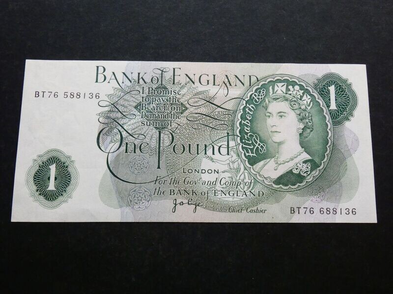 1 Pound, Page, ND(1970-1977), error: mis-matched serial numbers.
