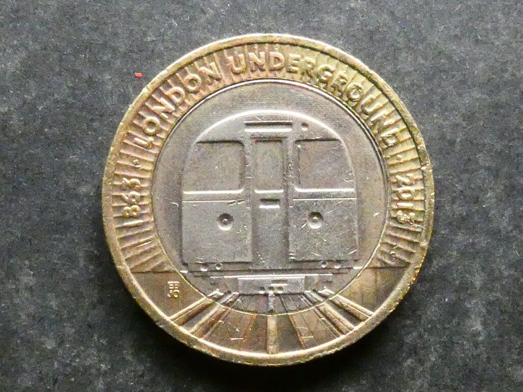 £2, 2013, London Underground - train.