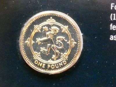 £1, 1999, Scottish lion.