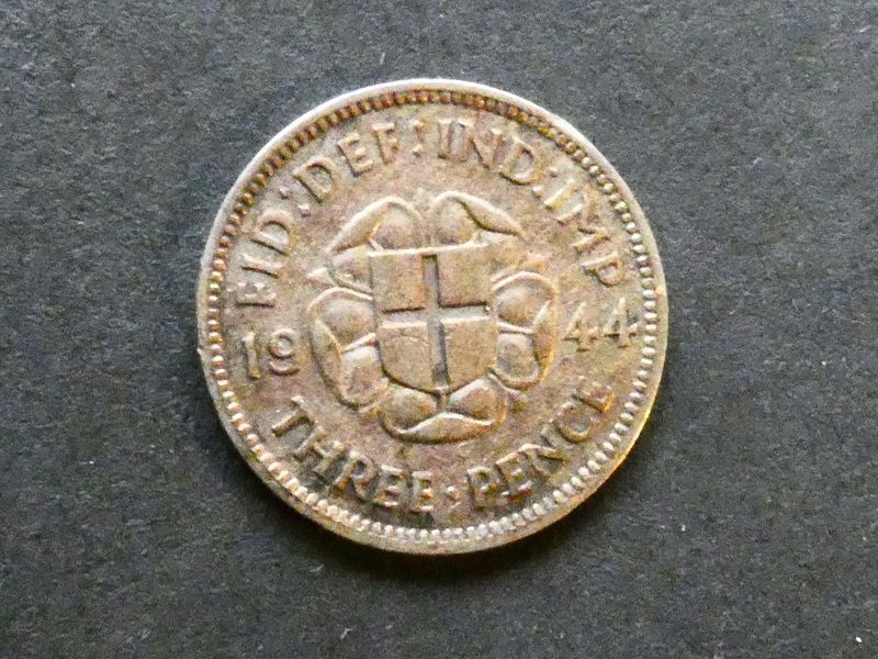 Threepence, 1944, currency issue.