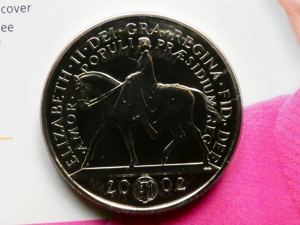 £5, 2002, 50th anniversary of accession.