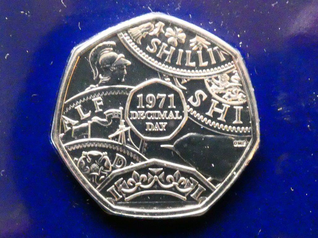50p, 2021, Decimal Day, Arnold Machin obverse.