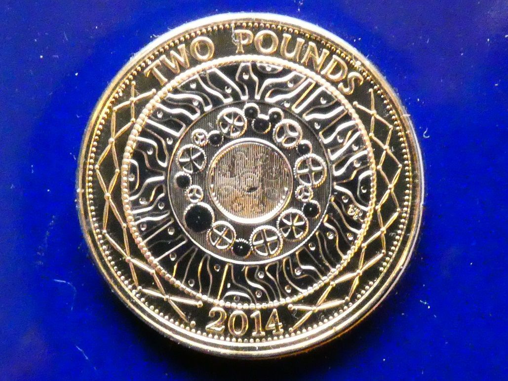 £2, 2014, Technology.
