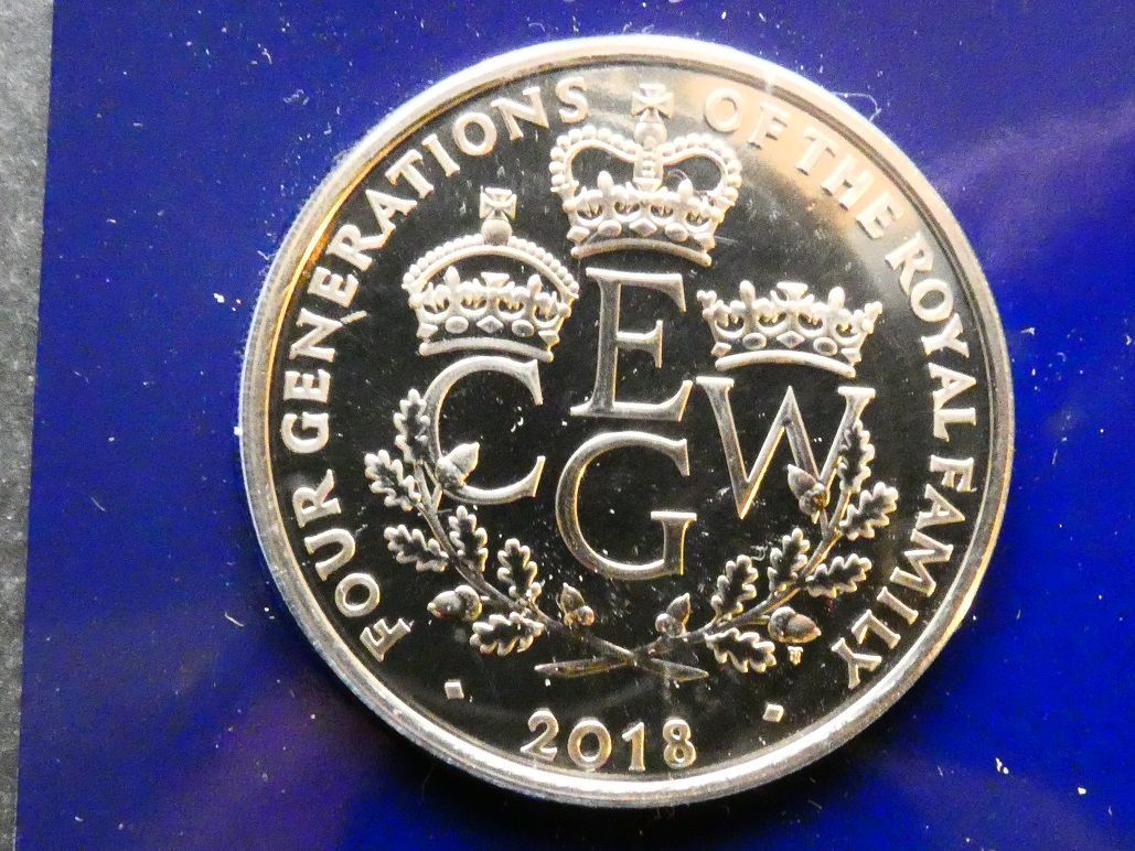 £5, 2018, Four Generations.