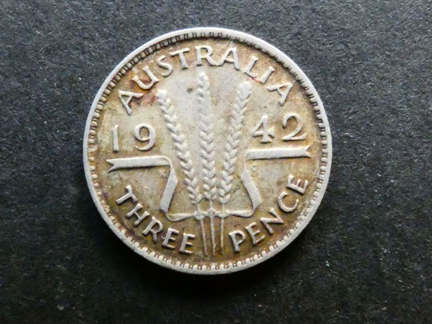 Australia, Threepence, 1942(m)