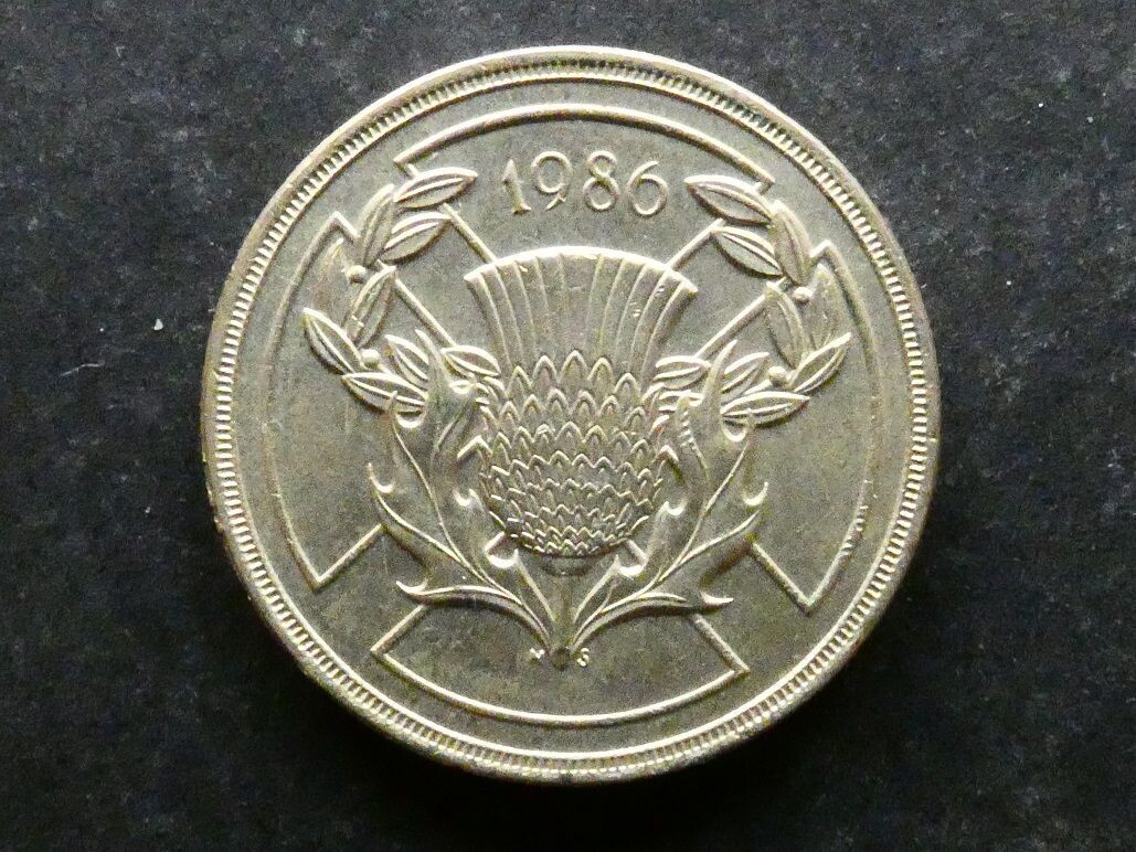£2, 1986, XIII Commonwealth Games. £2, 1986, XIII Commonwealth Games.